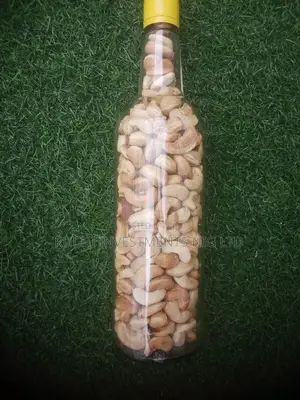 Diamond Roasted Cashew Nut 100% Organic Hand Peel