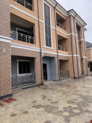 3bdrm Block of Flats in Peter Odili, Okuru for rent