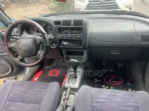 Toyota RAV4 Base 4x4 1997 Green