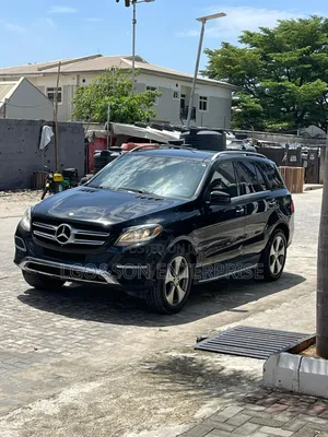 Mercedes-Benz GLE-Class 2017 Black