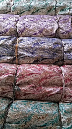 Fine Colours Damask