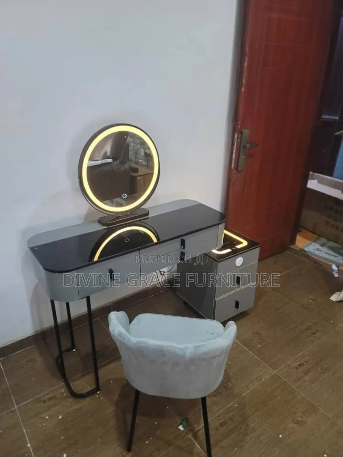 High Quality Dressing Table Set