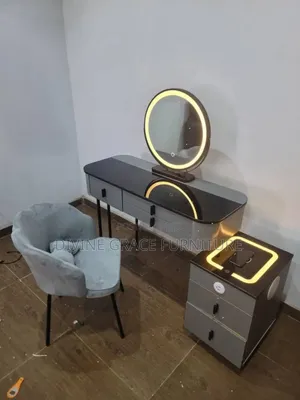 High Quality Dressing Table Set