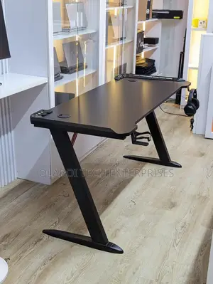 Classic Gaming Table