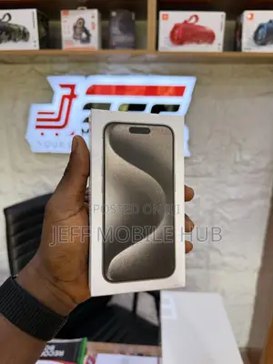 New Apple iPhone 15 Pro 256 GB Silver
