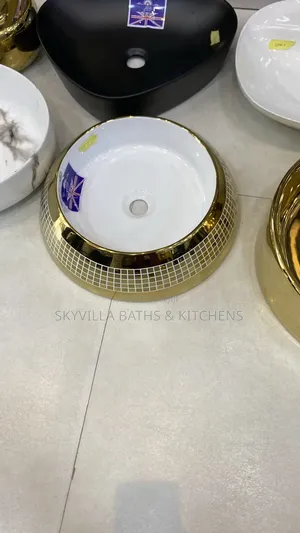 Modern Luxury Gold White Ribbed Vessel Sink –