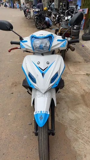 TVS Neo NX 2024 White