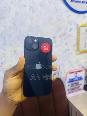 Apple iPhone 13 256 GB Black