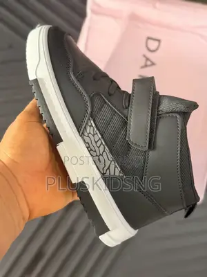 Ankle Length Sneakers (36,37,38)