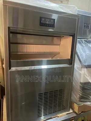 Ice Cube Maker