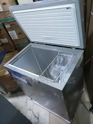 Midea 197l Chest Freezer With Wide Voltage Compatibility