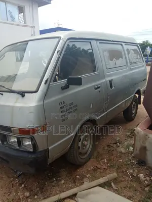 Nissan Vanette 1998 Grey