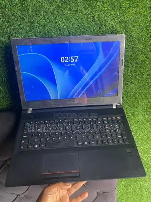 Laptop Lenovo ThinkPad E570 4GB Intel Core i3 SSD 128GB