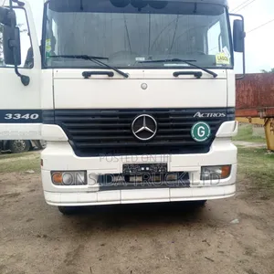 Mercedes Benz Acros 1998 White