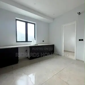 4bdrm Maisonette in Bourdillon for rent