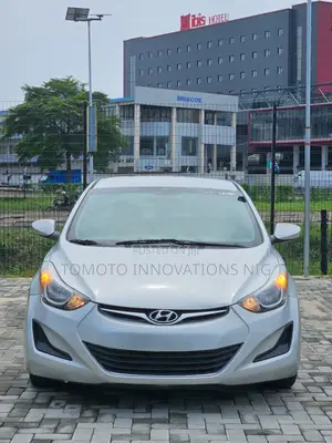 Hyundai Elantra Sport 4dr Sedan (2.0L 4cyl 6A) 2015 Silver