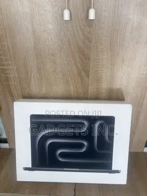 New Laptop Apple MacBook Pro 2025 M5 16GB Apple M5 SSD 1T
