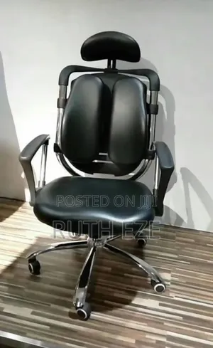 Kidney Chair