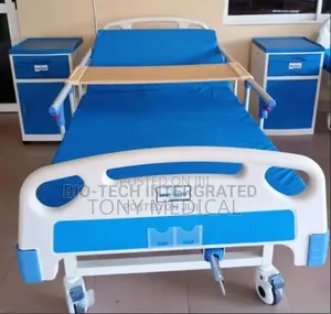 Hospital Bed Single Double Cracks