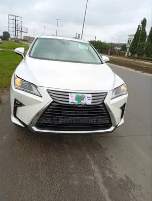 Lexus RX 350 FWD 2017 White