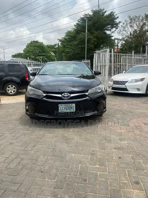 Toyota Camry SE 4dr Sedan (2.5L 4cyl 6A) 2015 Black