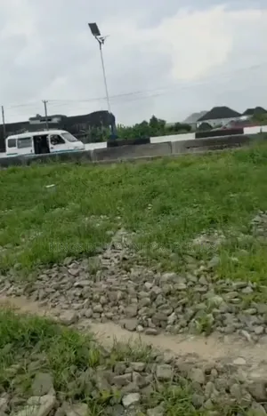 200ft by 200ft Commercial Land for Sale Along Npa Express Warri