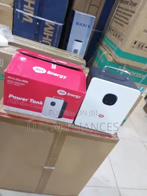 Itel Power Tank Rechargeable Solar Generator With Battery