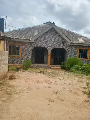 Furnished 4bdrm Bungalow in Teacher Quter Estate, Ado-Odo/Ota for sale