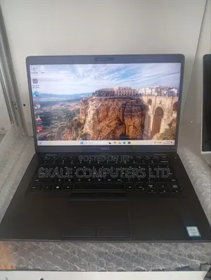 Laptop Dell Latitude 5400 8GB Intel Core i5 SSD 256GB