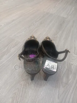 Point Wedge Heel