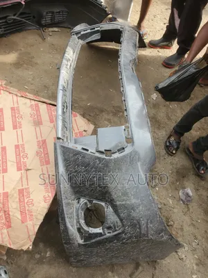 Front Bumper Toyota Corolla 2014-2015 Se