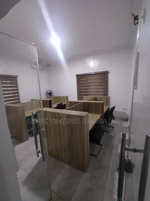 Office Space Tolet