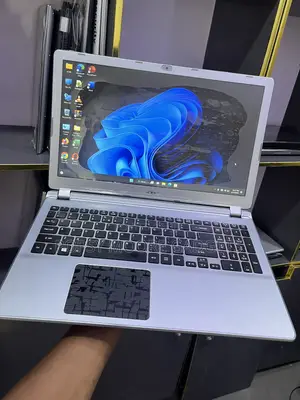 Laptop Acer Aspire V5-573G 8GB Intel Core i7 SSD 128GB