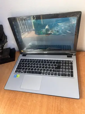 Laptop Acer Aspire V3-574G 8GB Intel Core i7 HDD 1T