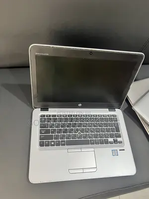 Laptop HP EliteBook 820 G3 8GB Intel Core i5 HDD 500GB