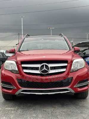 Mercedes-Benz GLK-Class Base GLK 350 4dr AWD 4MATIC (3.5L 6cyl 7A) 2015