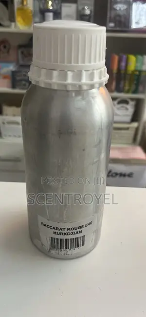 Baccarat Rouge (Canister)