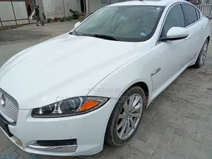 Jaguar XF 2014 White