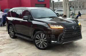 Lexus LX 600 2022 Black