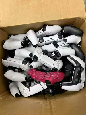 Playstation 5 Pad Available