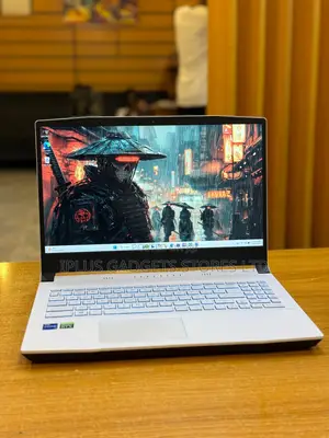 Laptop MSI MSI Sword 15 8GB Intel Core i7 SSD 512GB