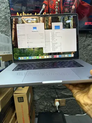 Laptop Apple MacBook Pro 2023 M2 Pro 16GB Apple M2 SSD 512GB