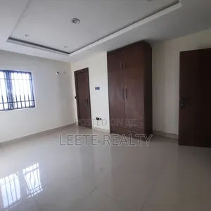 4bdrm Townhouse / Terrace in Galadimawa for rent