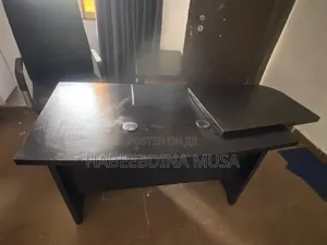 Corporate Office Table and Chair