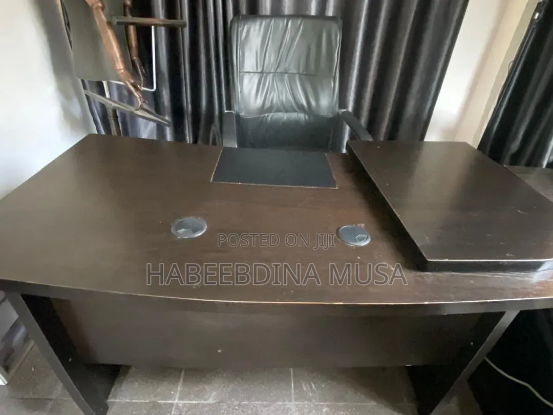 Corporate Office Table and Chair