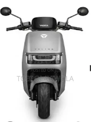 New Yadea E8S Pro 2026 Gray