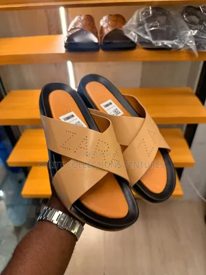 Zara Pam 
Size 40 - 46