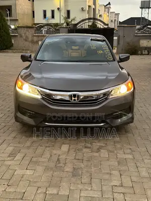 Honda Accord Touring V6 4dr Sedan FWD (3.5L 6cyl 6A) 2017 Gray
