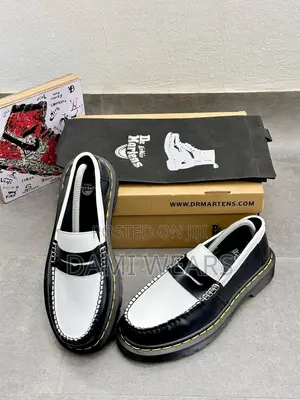 Mono Penton Loafers White/Black