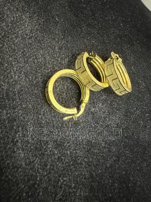 Italy 750 Pure 18karat Solid Gold Earring Set